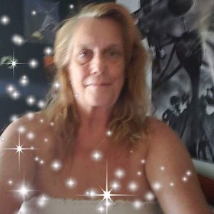 Meet your Posher, Pamela